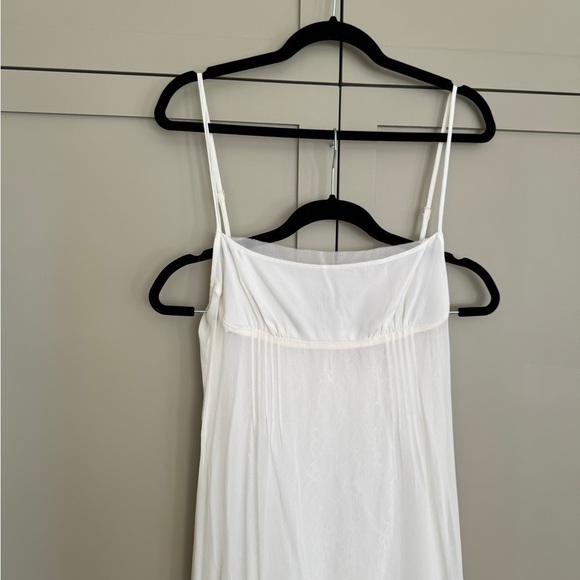 Hansen and Gretzky Avenue dress - Picture 2 of 6